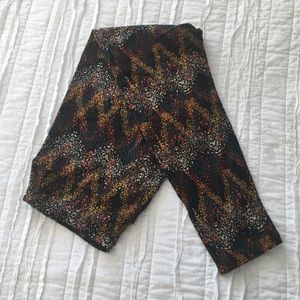 TC chevron dot leggings.